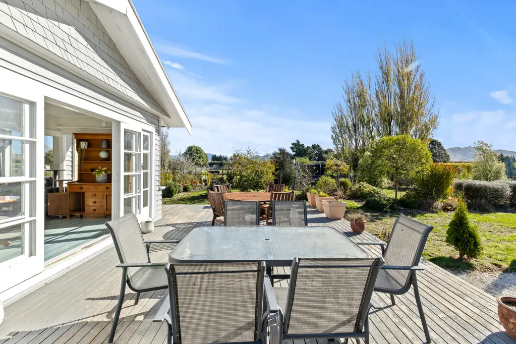Seddon Picture Perfect Magical Setting on 7092m2