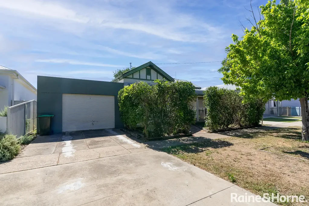 Spacious Four-Bedroom Home in a Prime Central Location