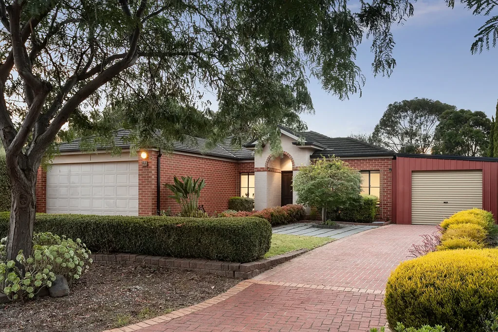 102 Bramble Crescent, Bundoora, VIC 3083