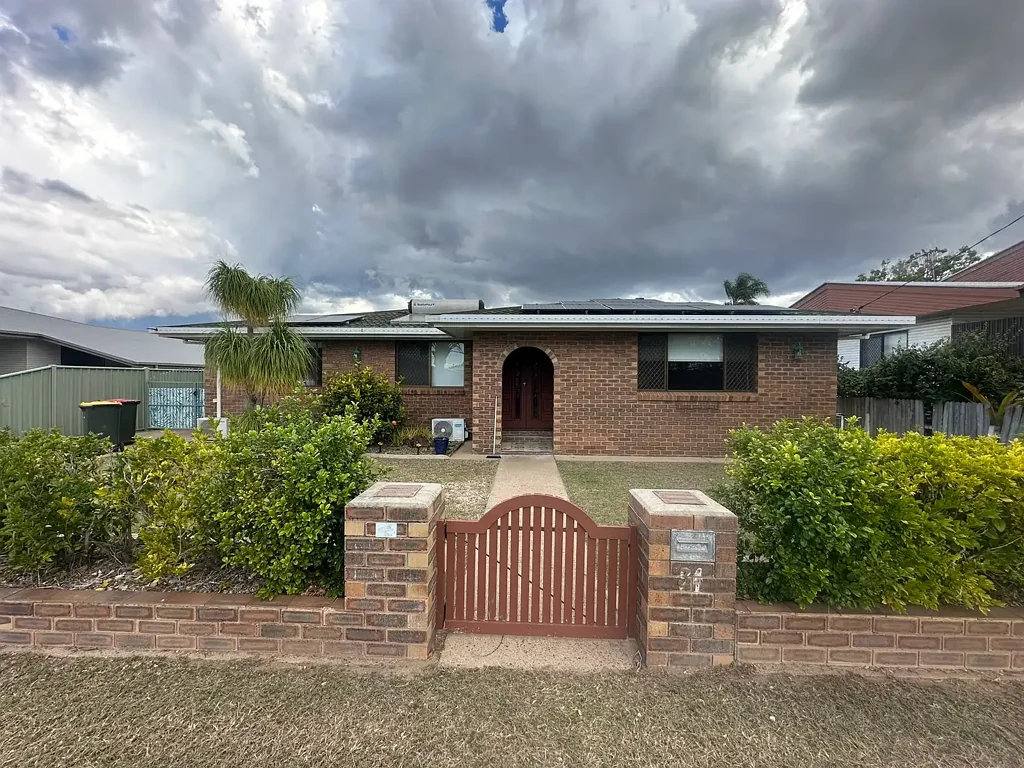 34 Churchill Street, Svensson Heights, QLD 4670