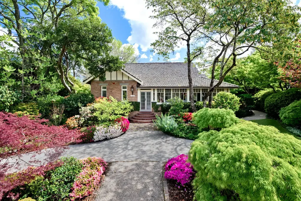 150-152 Blaxland Road, Wentworth Falls, NSW 2782