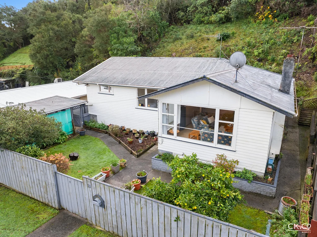 Stokes Valley 3 Bedroom A Home Full of Heart, Waiting for Its Next Chapter