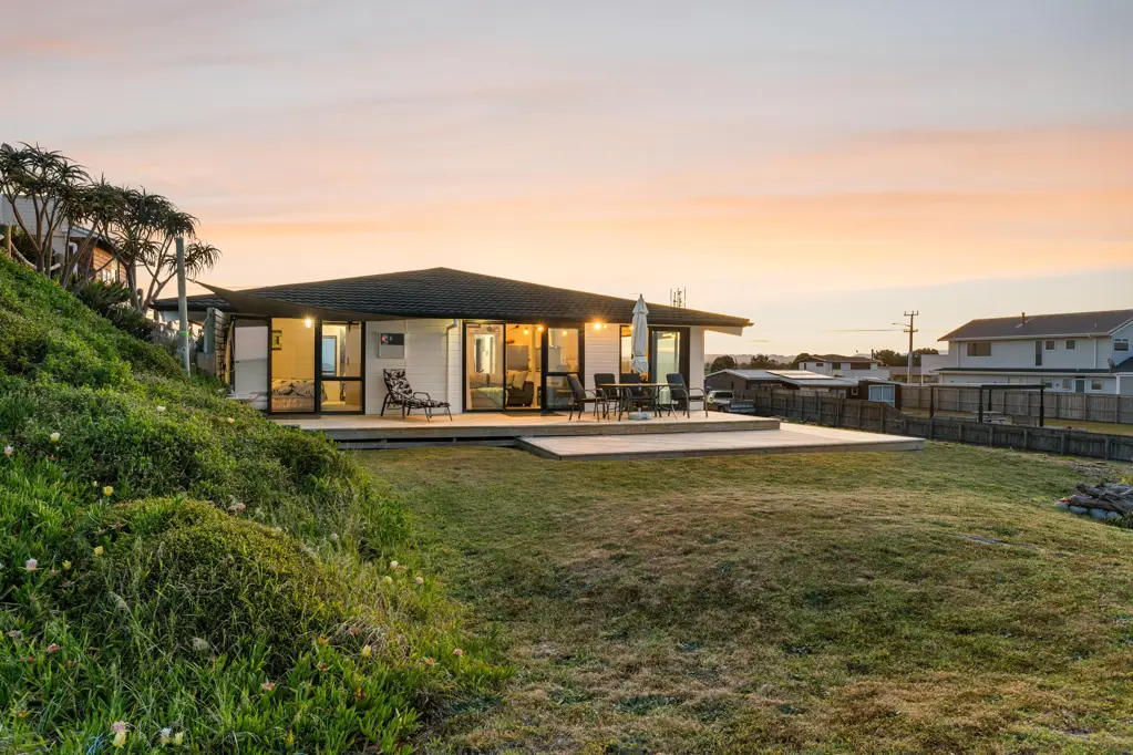 91 Pukehina Parade, Pukehina, Western Bay of Plenty, Bay of Plenty