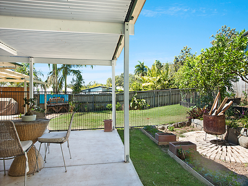 4 HOLLY GREEN CR, PALMWOODS QLD 4555, 0部屋, 0バスルーム, House