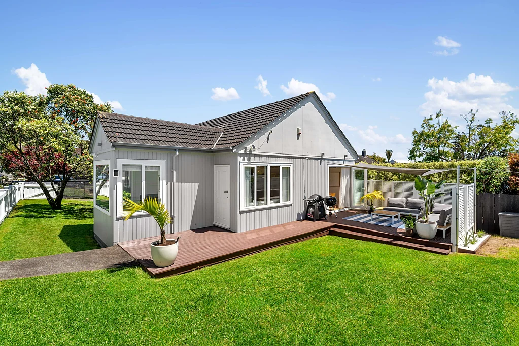 1 Tutuki Street, Waterview, Auckland City, Auckland