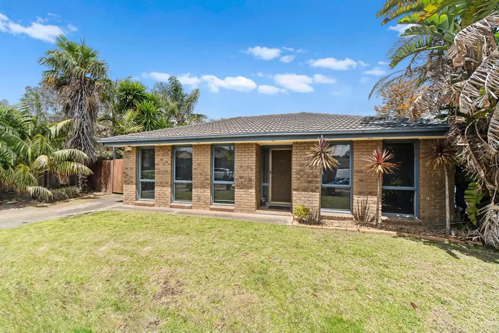 Carrum Downs 3침실 Sale by Set Date 24/11/2025 10am (unless sold earlier)