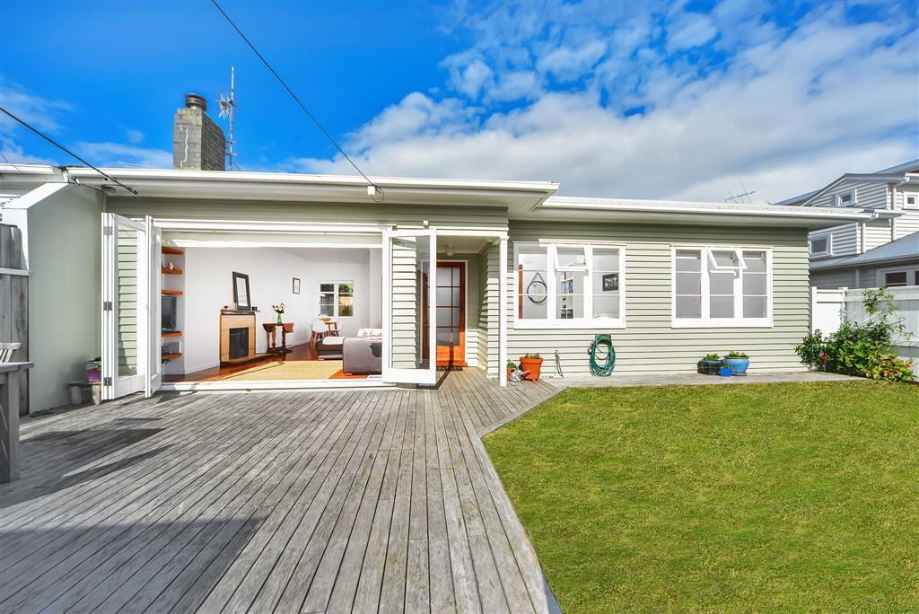 1/15 Wicklow Road, Narrow Neck, Auckland - North Shore, 2房, 1浴