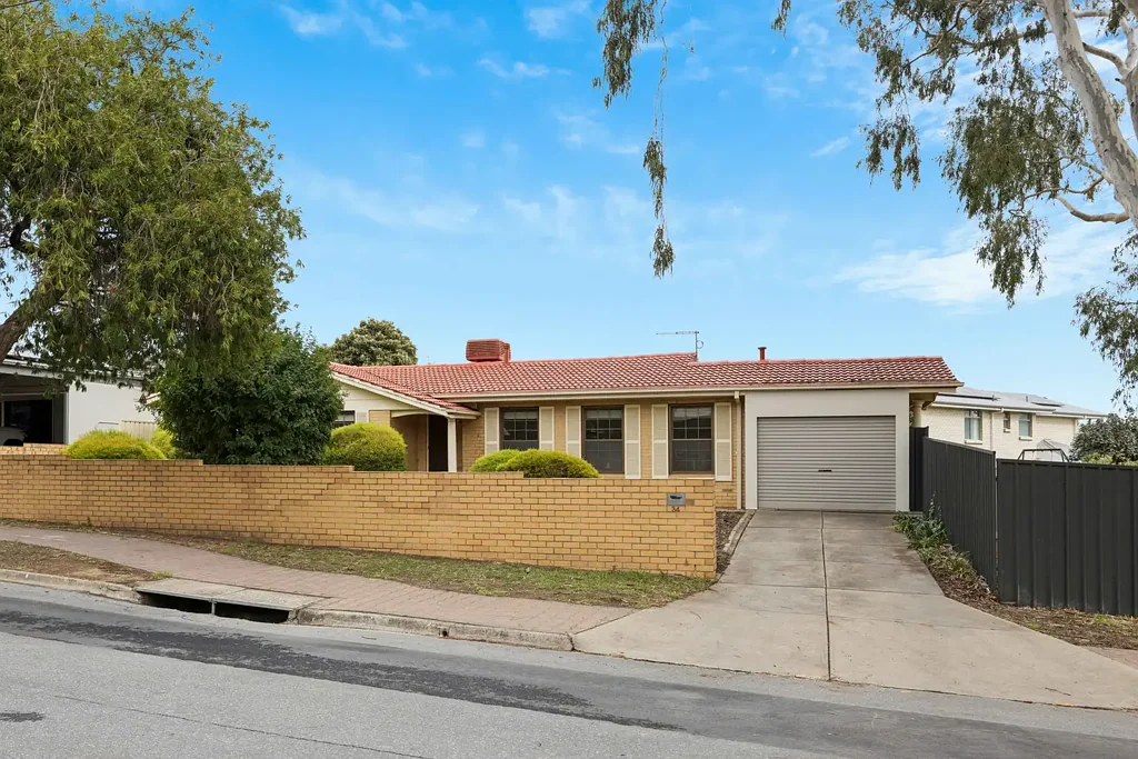 Surrey Downs 3 Slaapkamer First Open Saturday 16-May 12:00 pm - 12:30 pm