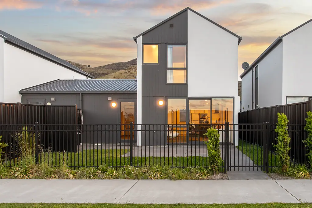 5 Wheatsheaf Lane, Heathcote Valley, Christchurch, Canterbury