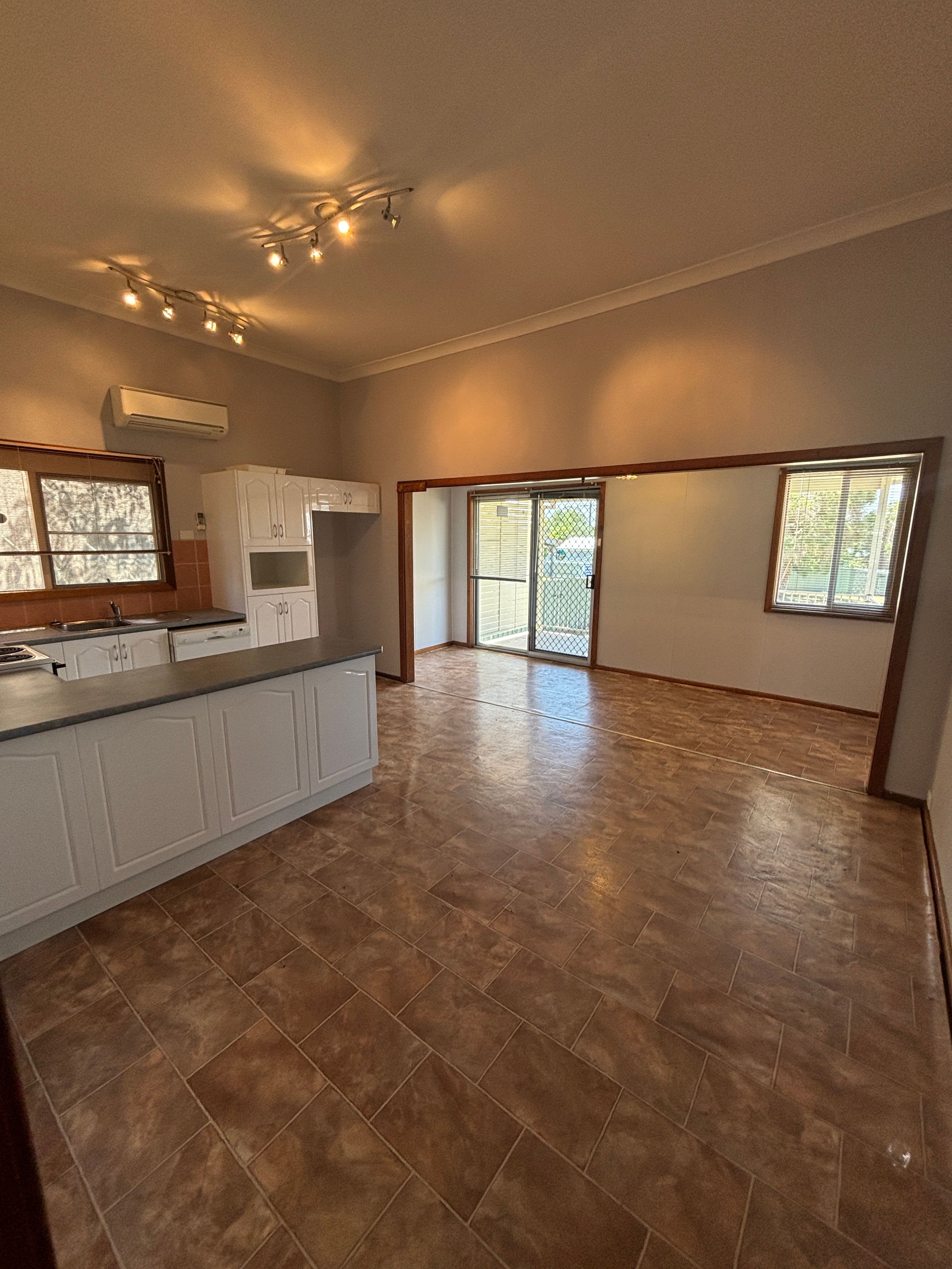 326 MAITLAND RD, CESSNOCK NSW 2325, 0 chambres, 0 salles de bain, House