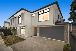7 Drake Avenue, Flinders Park