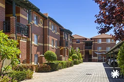 26/2 Preston Street, Como