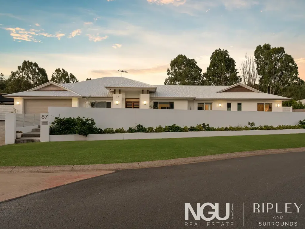 87 President Circle, Karalee, QLD 4306