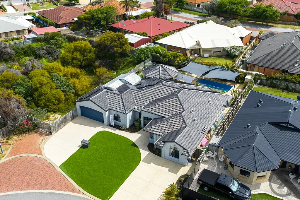 10 Keppel Mews, Halls Head, WA 6210