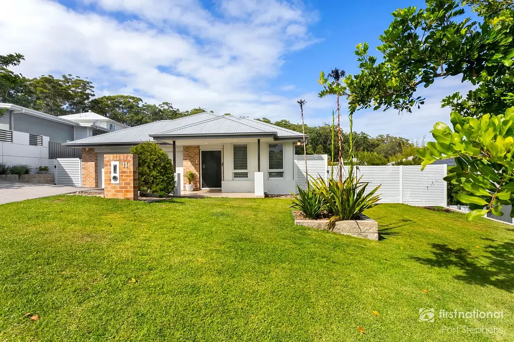 Corlette 4房  MOTIVATED SELLER – MODERN HOME IN SOUGHT AFTER VANTAGE ESTATE