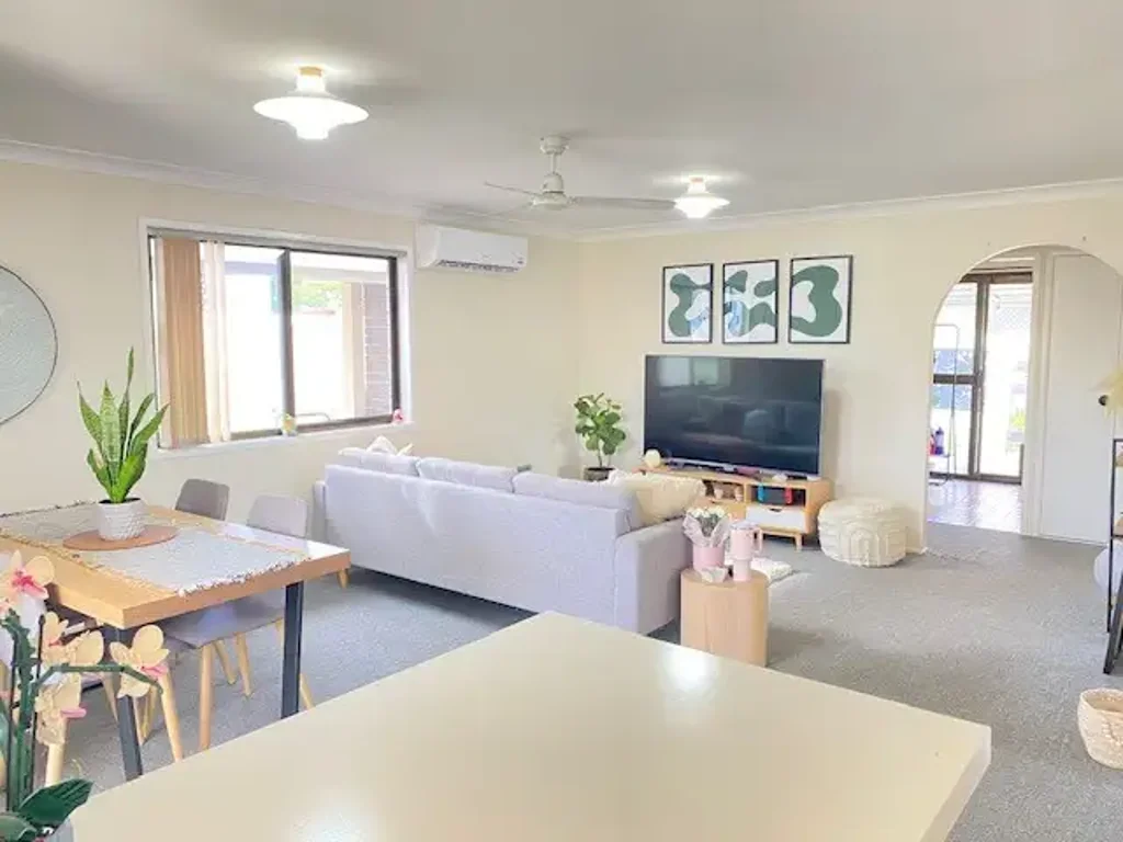 Avenell Heights 3Zimmer AFORDABLE ENTRY LEVEL 3 BEDROOM BRICK HOME