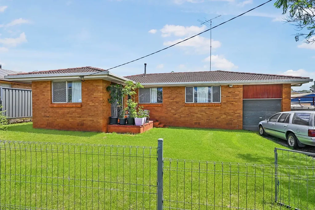 Drayton 3침실 Great Investment or Future Home Ownership Opportunity in Historic Drayton