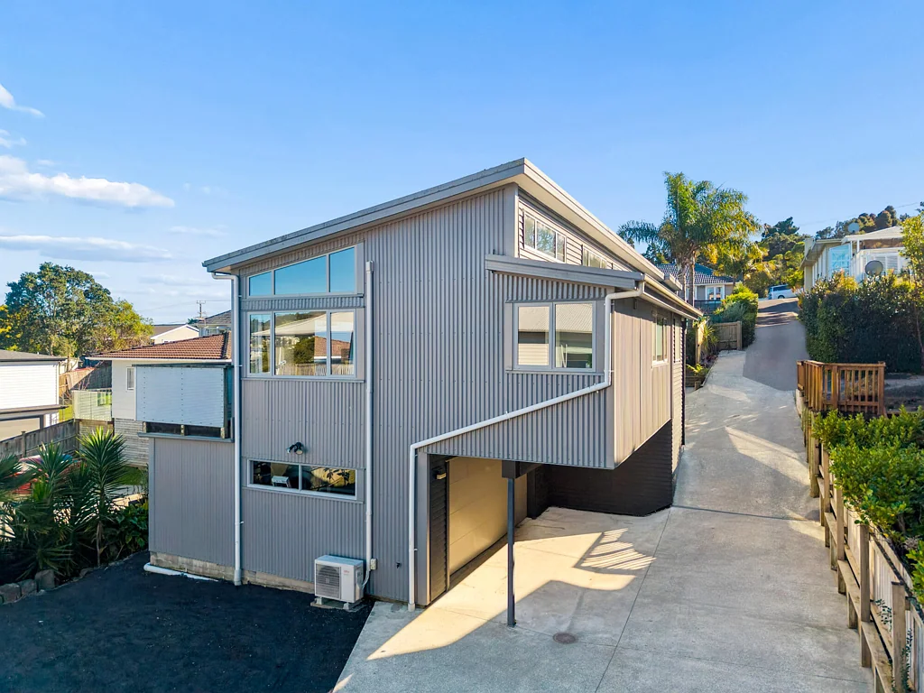 Titirangi 3部屋 Built to Impress, Designed to Entertain!