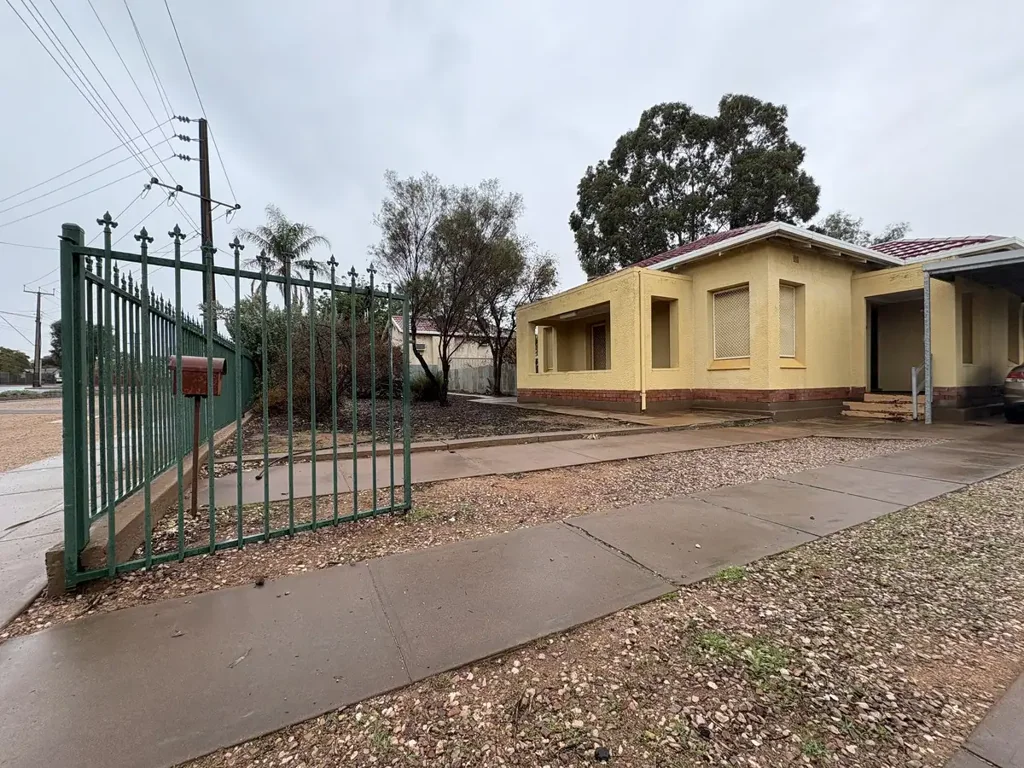 3 Seaview Road, Port Augusta, SA 5700