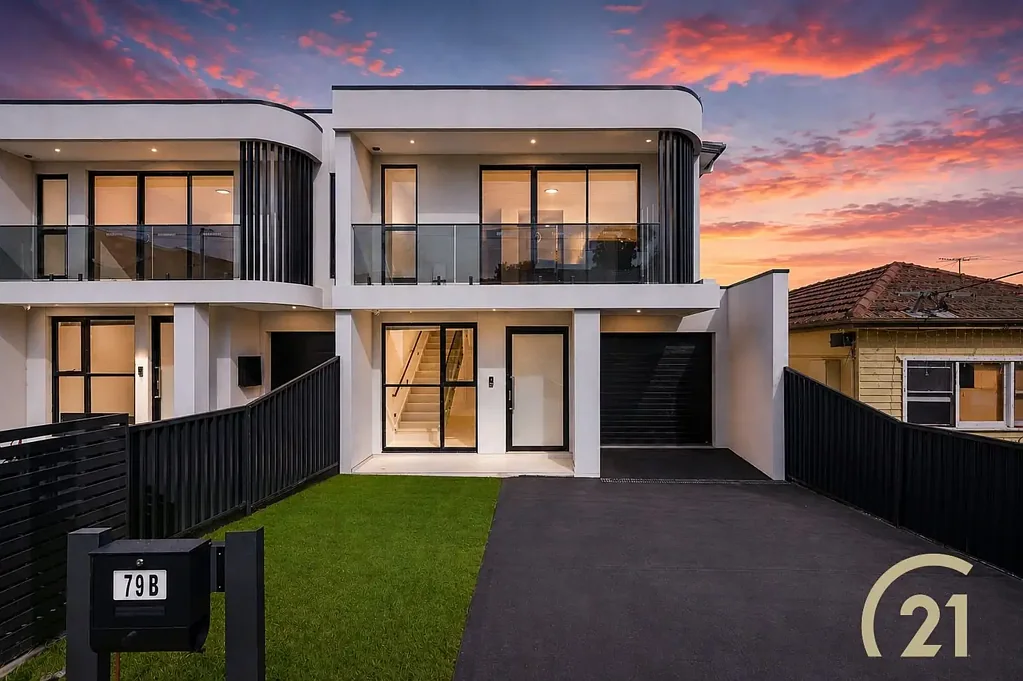 Fairfield Heights 5Moenga Modern Sleek Living with Contemporary Elegance