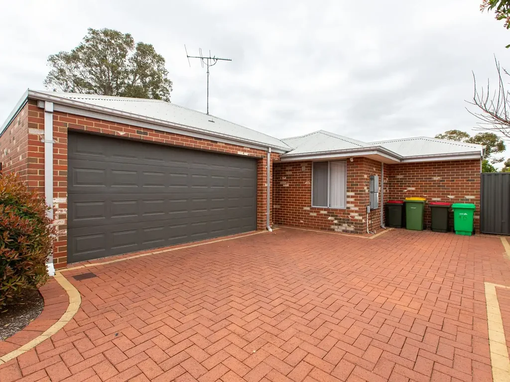 Carey Park 3ਬੈੱਡਰੂਮ Looking for a great 3 Bedroom 2-bathroom?