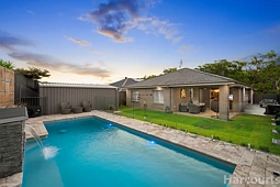 24 Whistler Drive, Cooranbong