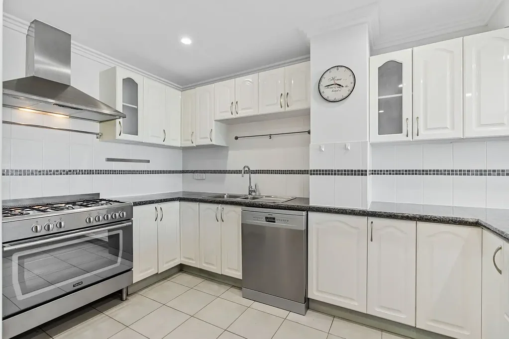Clarkson 4房  4x2 townhouse with huge 249sqm floor plan!