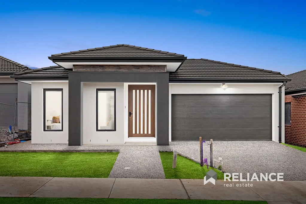 Tarneit 4침실 BRAND NEW BEAUTIFUL HOME WITH 2 MASTERBEDROOMS/ 3 BATHROOMS /ALL BEDROOMS HAVE ACCESS TO BATHROOMS/WALK TO PRIMARY SCHOOL!!!