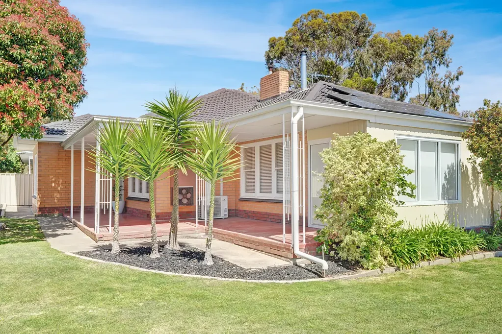 26 Mount Crawford Road, Williamstown, SA 5351