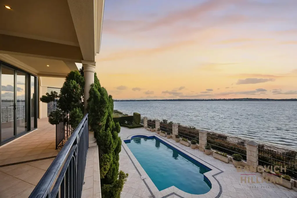 Applecross 4બેડરૂમ ABSOLUTE RIVERFRONT LIVING