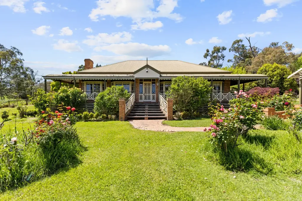 Yinnar South 4房  Grand Homestead Living on 78.3Ha of Prime Grazing Country