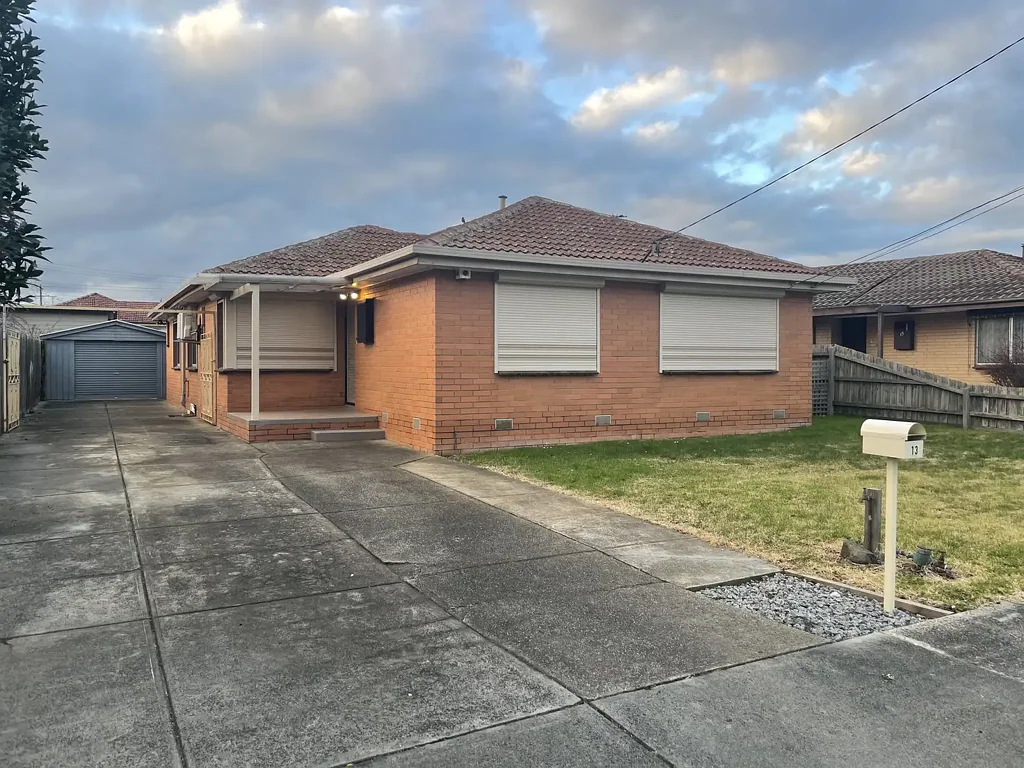 Freshly Renovated home with great entertaining deck