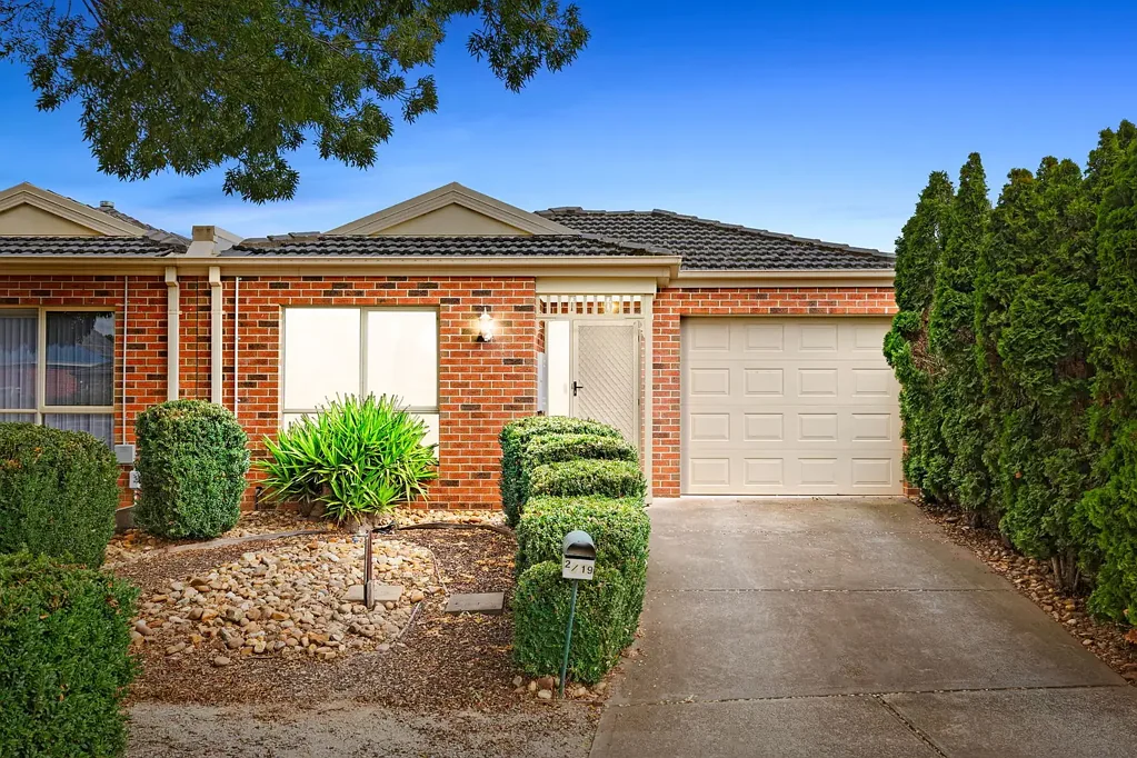 2/19 Cootamundra Court, Werribee, VIC 3030