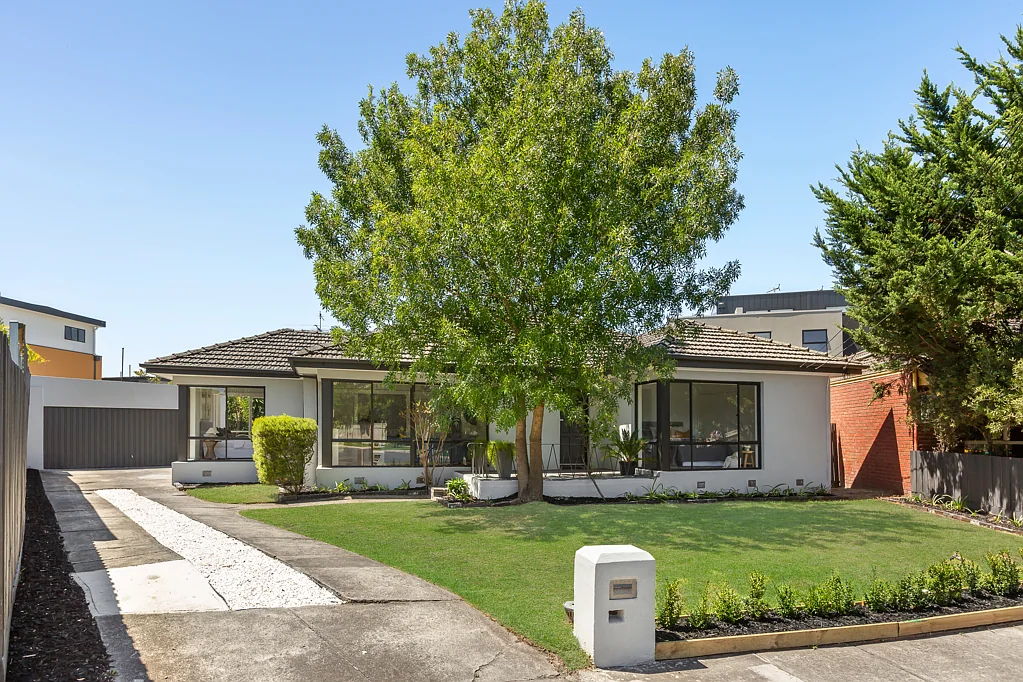 15 Parton Court, Carnegie, VIC 3163