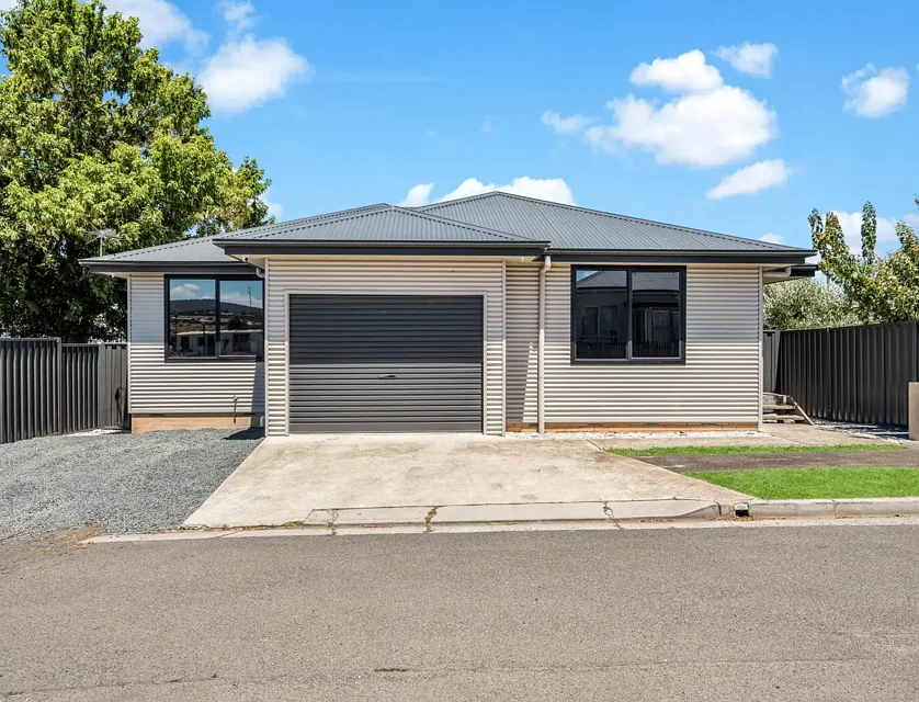 8 Gaunt Street, Invermay, TAS 7248, 3 ਕਮਰੇ, 2 ਬਾਥਰੂਮ, House