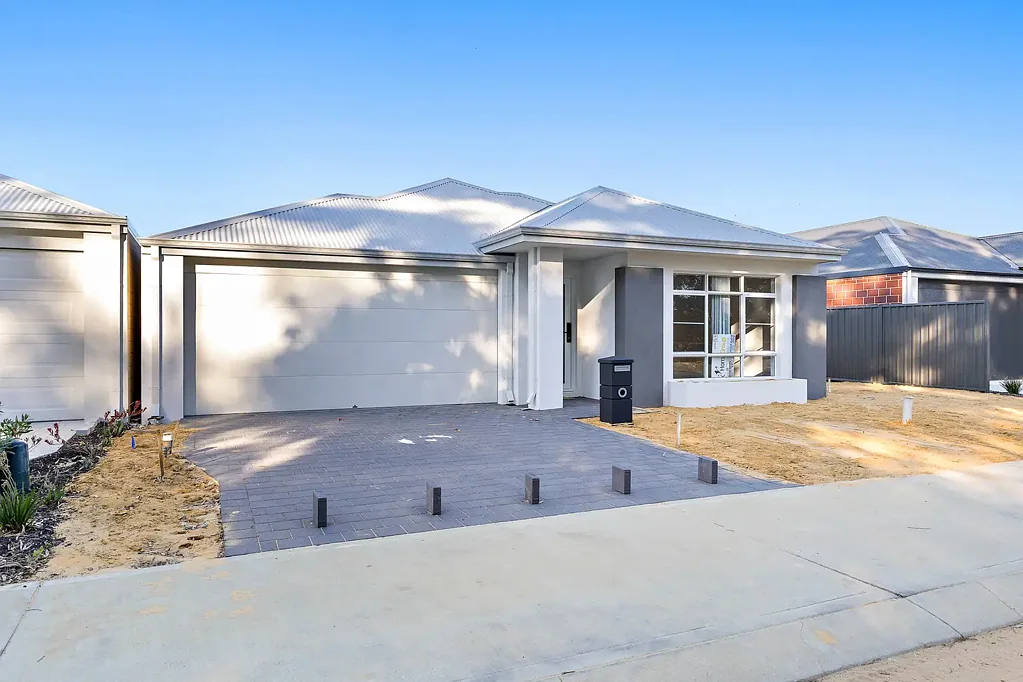 Brand New Living in a Prime Baldivis Location Available For Lease Soon!!