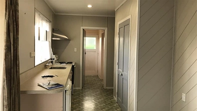 PAPAKURA, 3 BEDROOMS