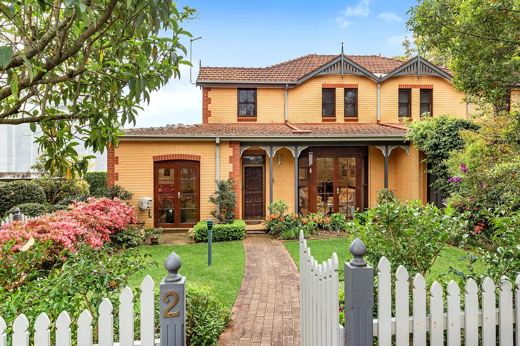 Wahroonga 3બેડરૂમ A rare opening in tightly held Wahroonga setting