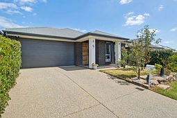 22 Hampstead Circuit, Mount Barker
