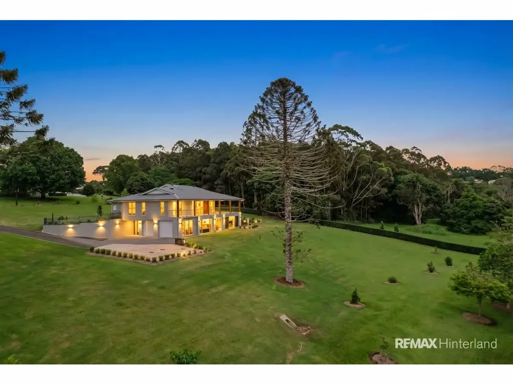 North Maleny 4Habitaciones A Brand-New Architectural Masterpiece - With Its Own 16-Metre Indoor Heated Pool