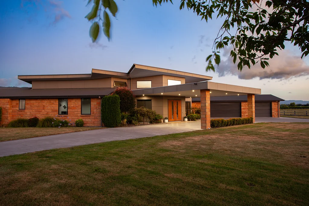 Matamata Meticulous craftsmanship, spectacular views