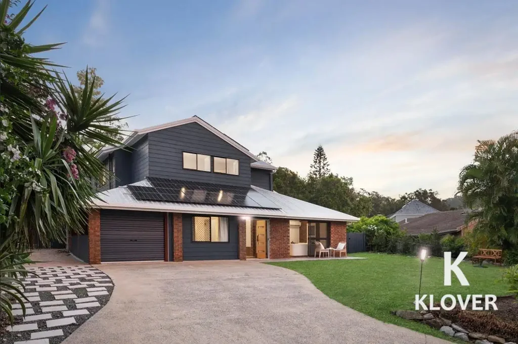 🏡 Premium Family Home Within Walking Distance to Indooroopilly State School