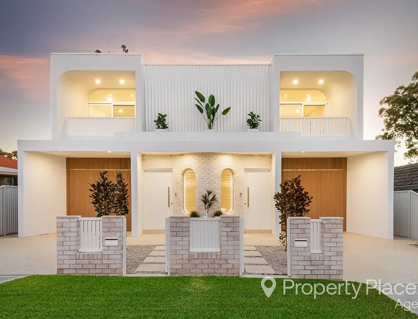 48B Apex Avenue, Picnic Point, NSW 2213, 5 slaapkamers, 4 badkamers, Apartment