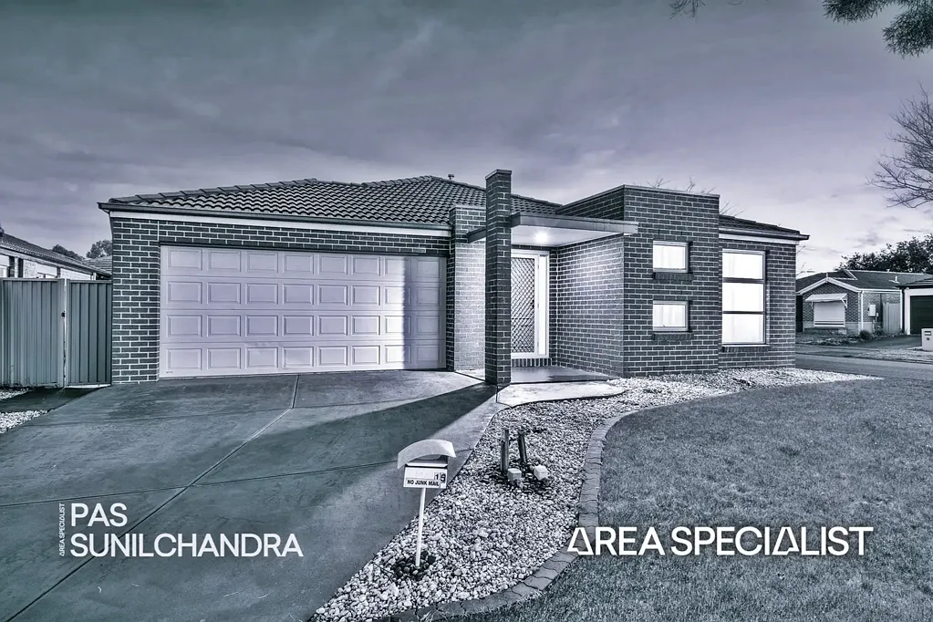 15 Tyndall Street, Cranbourne East, VIC 3977