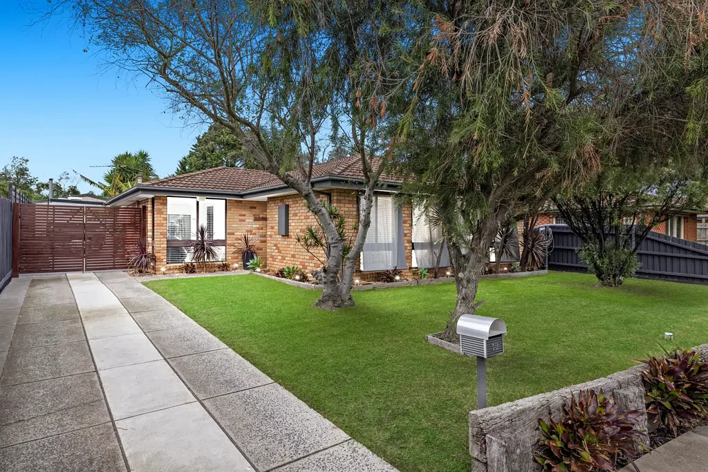Seaford 3 Slaapkamer A Tropical Coastal Oasis Designed for Family Living and Effortless Entertaining