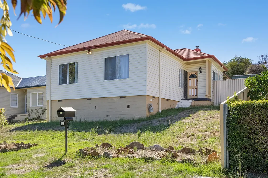 13 Harris Street, Cooma, NSW 2630