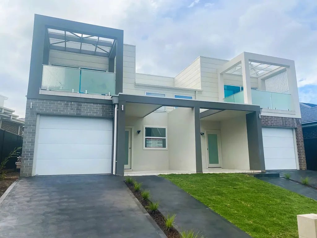 With a contemporary design and thoughtful layout, this property provides a comfortable haven for families !!