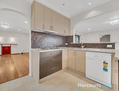8 Fair crescent, Dandenong North, South East Melbourne, 4部屋, 2バスルーム, House