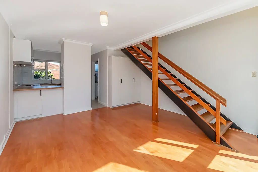 Two Bedroom Two Storey Unit in Shoalwater