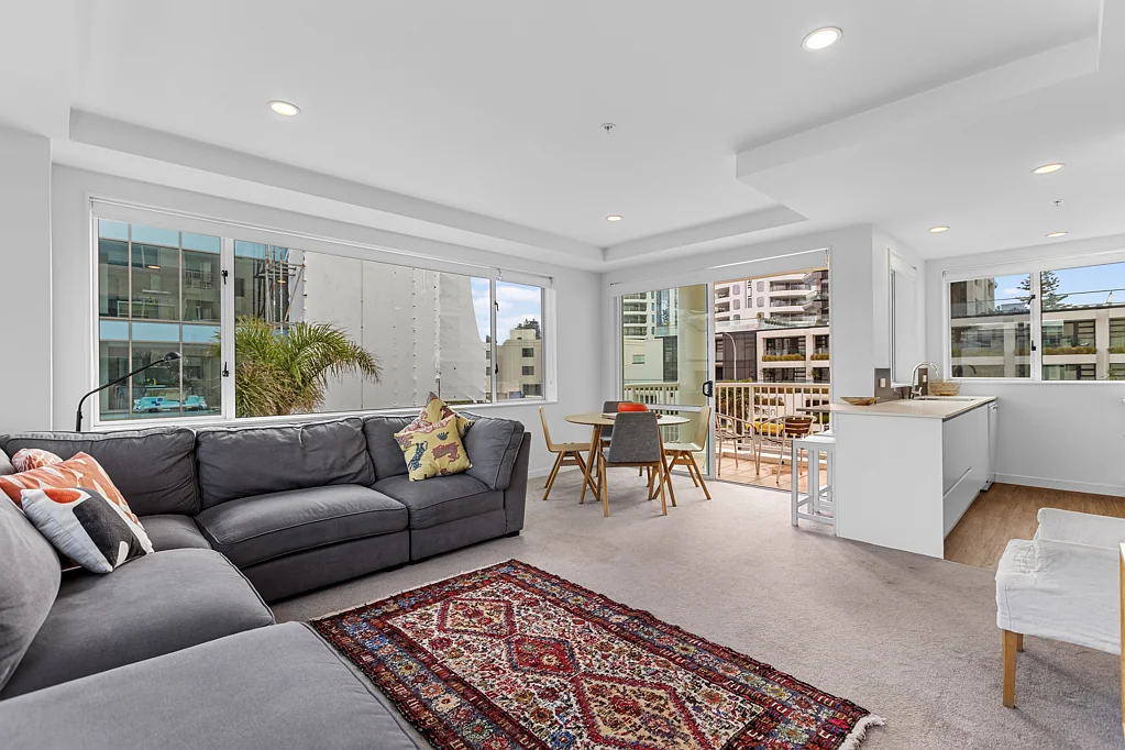 7/12 Maunganui Road (The Beaumont), Mt Maunganui, Tauranga, Bay of Plenty